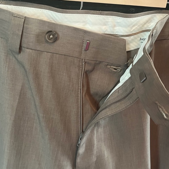 NWT@$70! HAGGAR! Taupe E-CLO SMART FIBER, CREASED/CUFF PANTS! SZ 38Wx29L - Picture 3 of 9